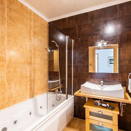 Casa De Sao Martinho T3 - By Smarthomes شقة *