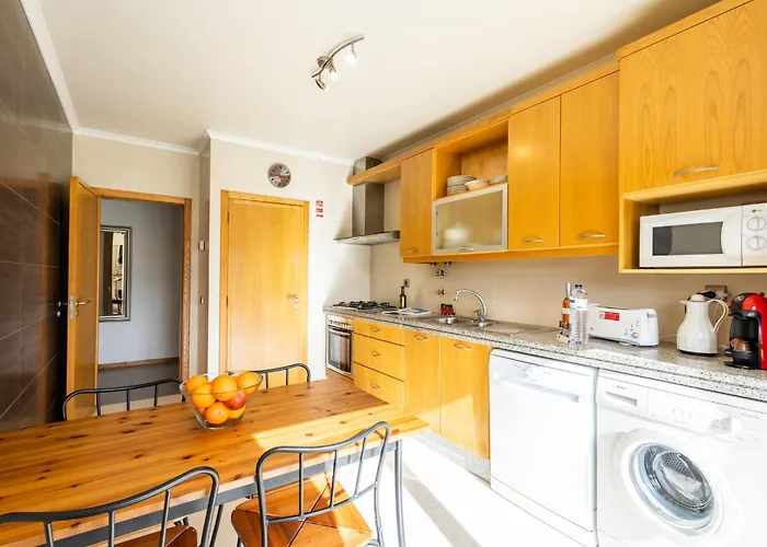 Casa De Sao Martinho T3 - By Smarthomes *